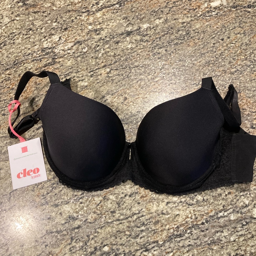 Cleo T shirt bra